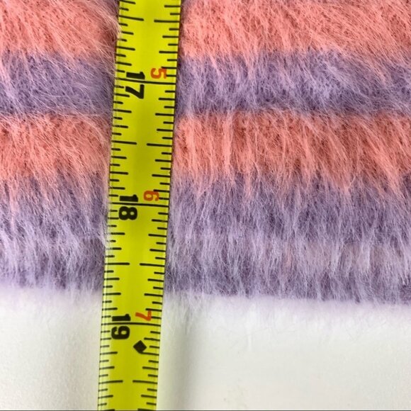 Fashion Nova pink & purple  Striped Cozy Fuzzy Sweater size small - Picture 5 of 8